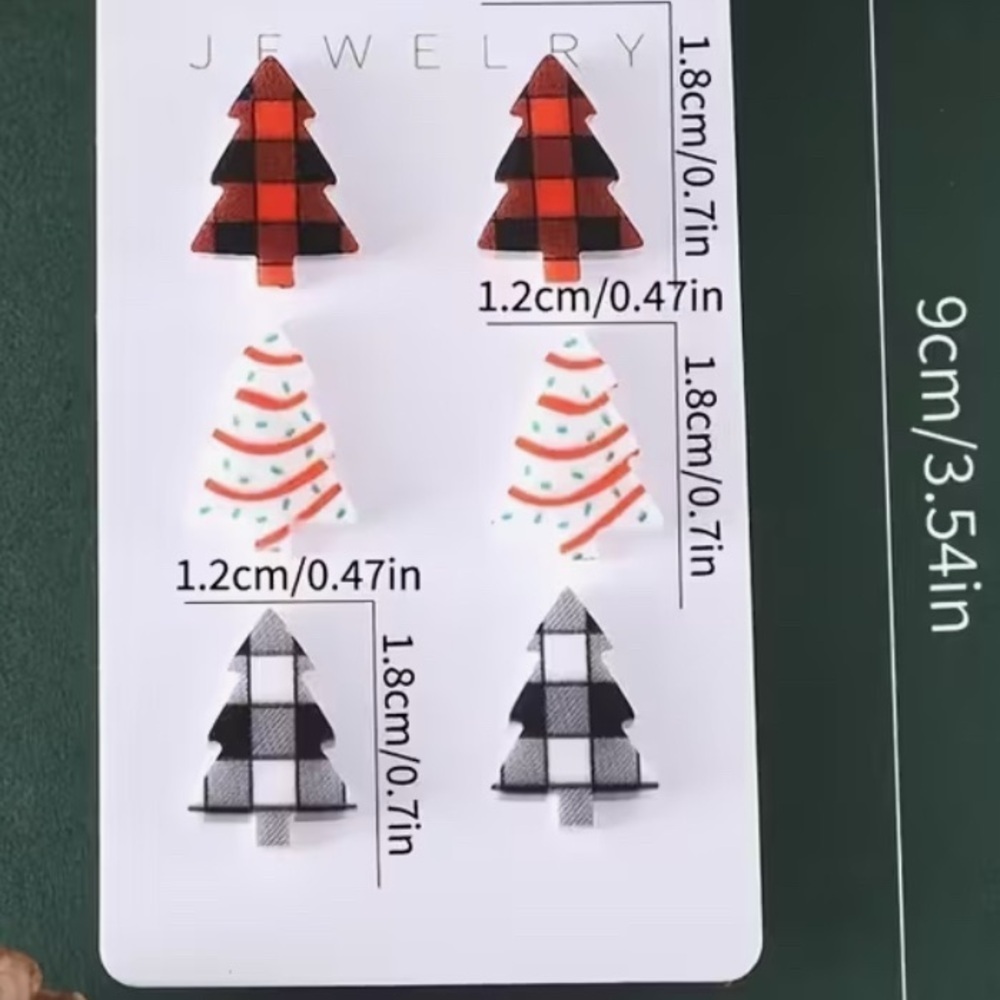 Festive Tree Earrings Set - Picture 4 of 4